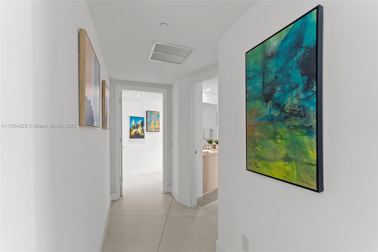 4111 Ocean Dr 3511 photo 19