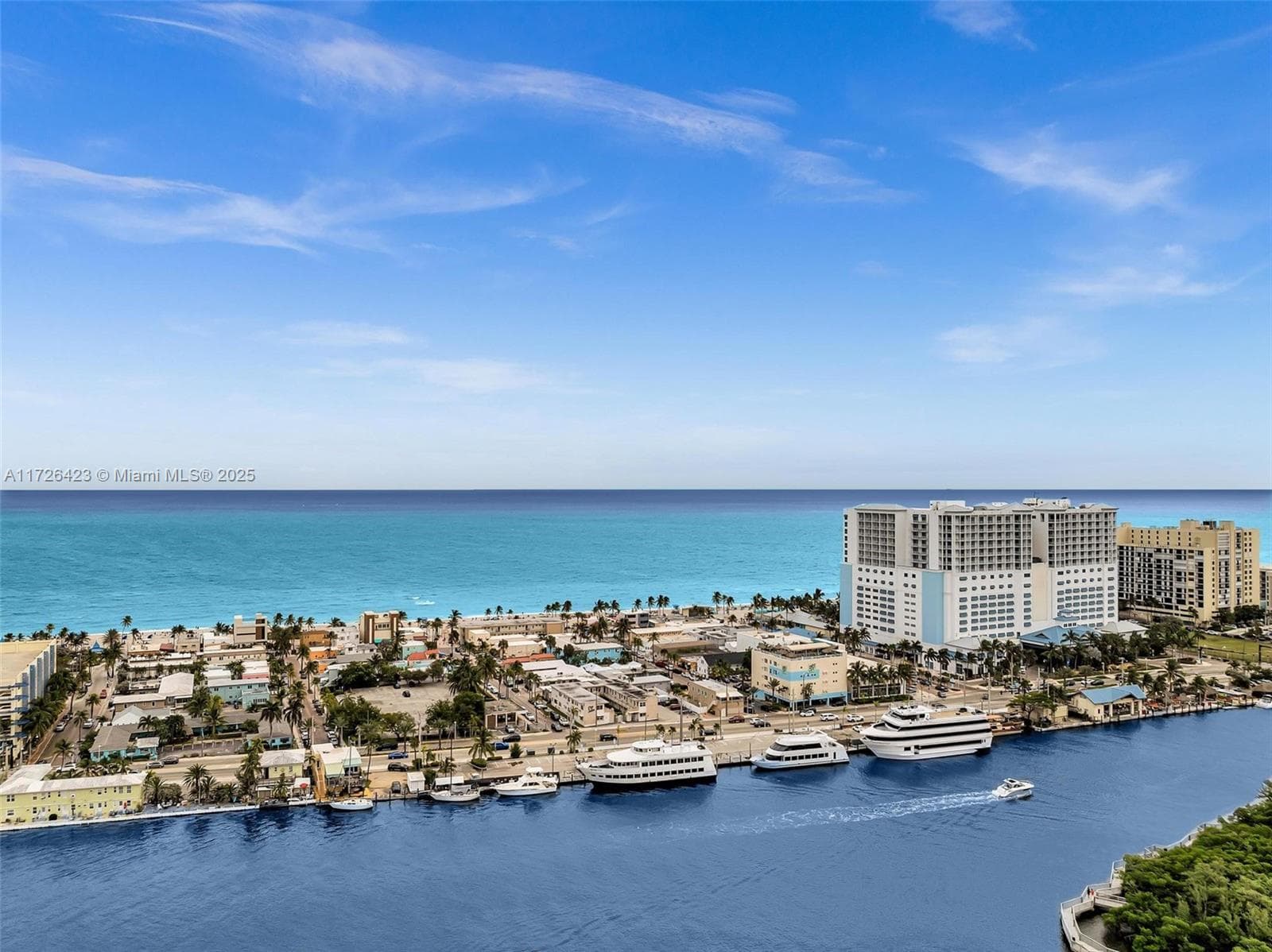 1318 N Ocean Dr