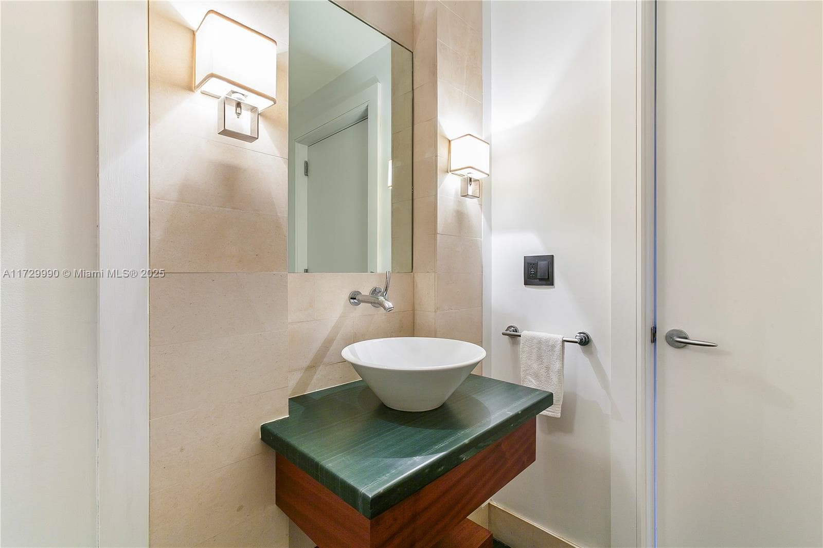 10295 Collins Ave 1613 photo 9