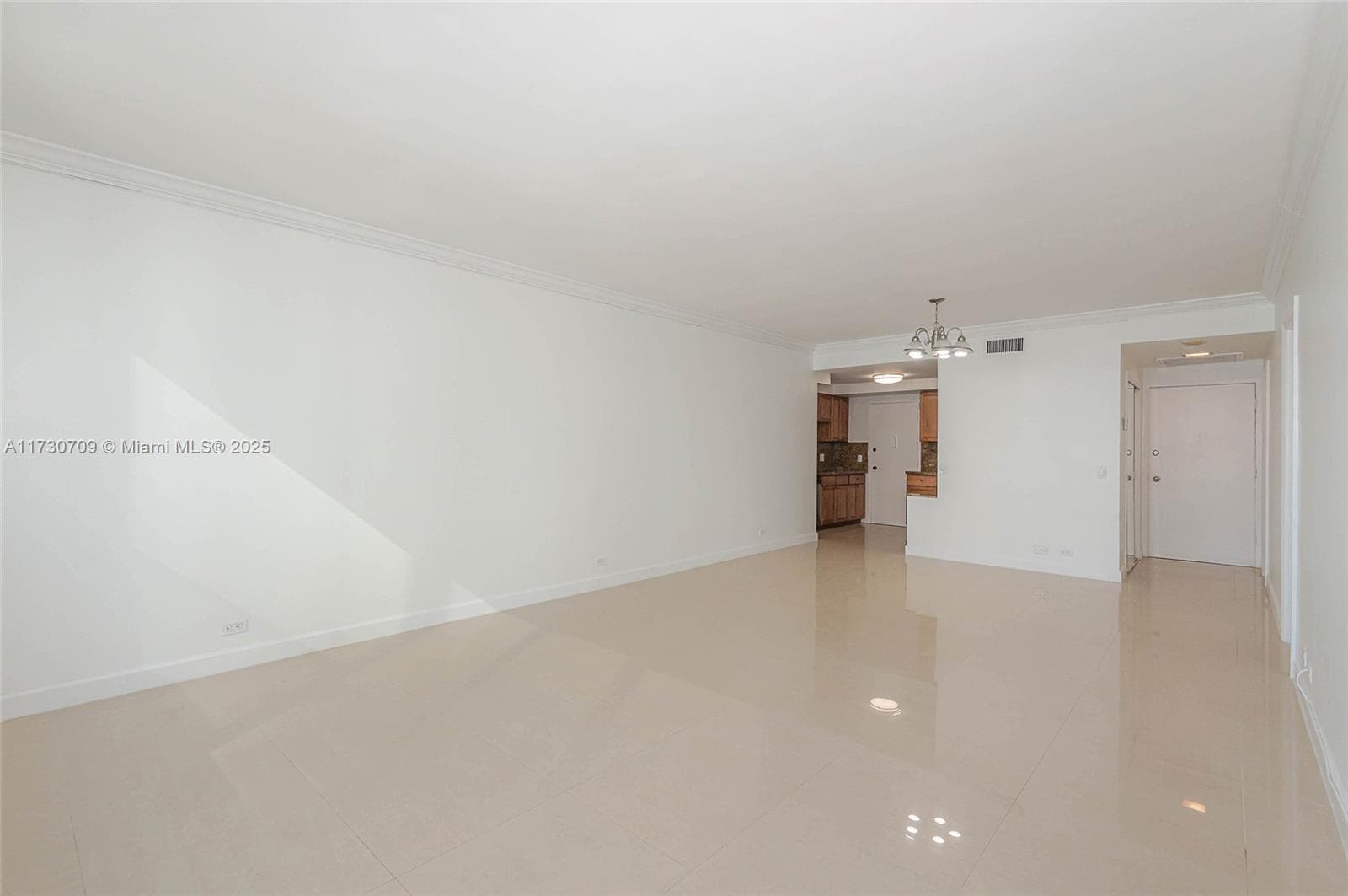 3505 S Ocean Dr 1411 photo 9