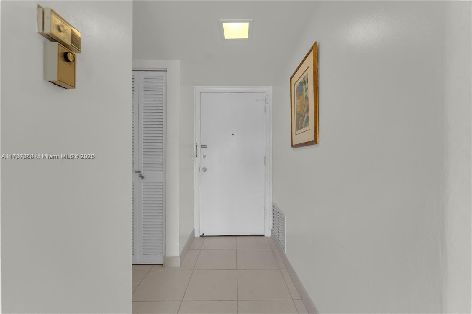 200 Diplomat Pkwy 229 photo 17