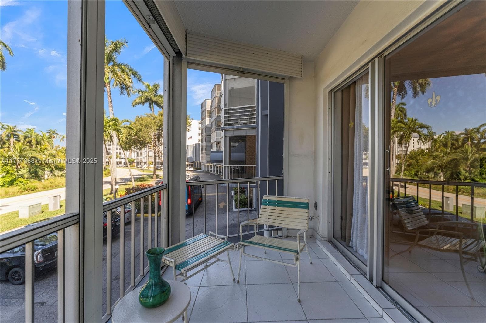 200 Diplomat Pkwy 229 photo 22