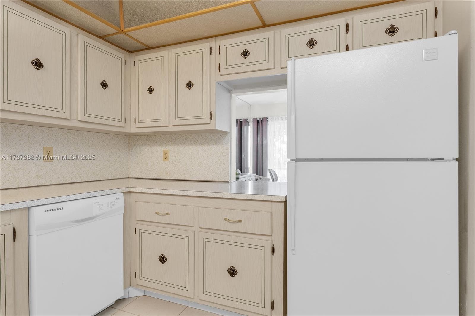 200 Diplomat Pkwy 229 photo 7