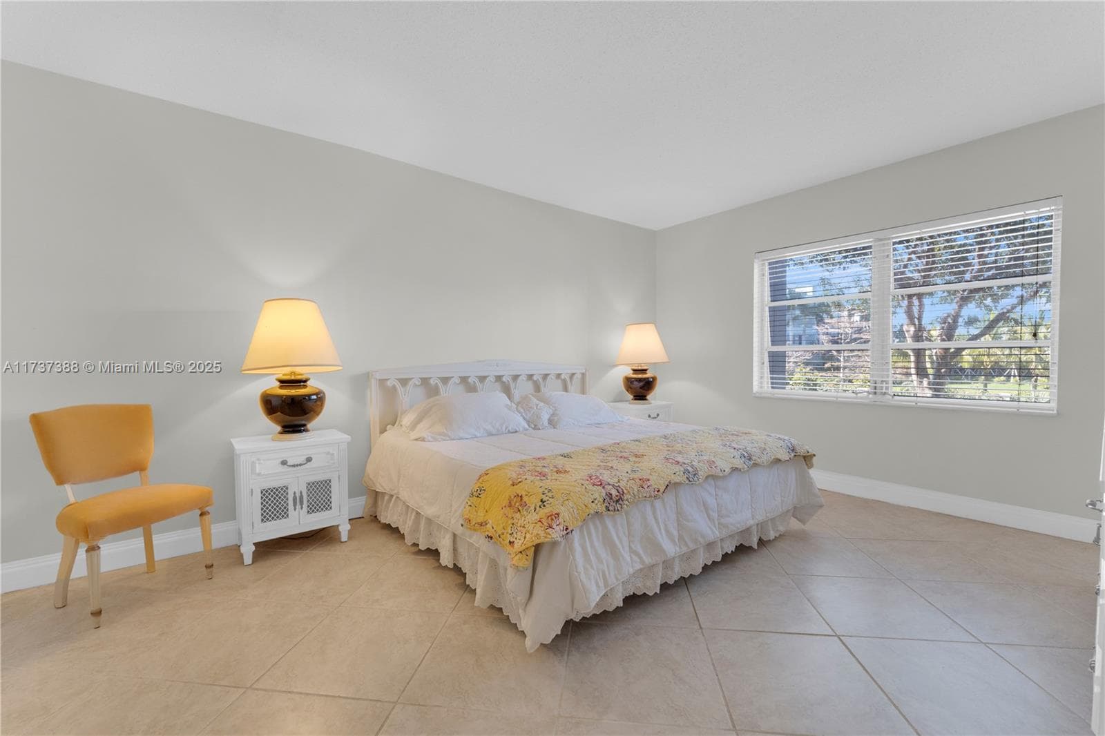 200 Diplomat Pkwy 229 photo 18