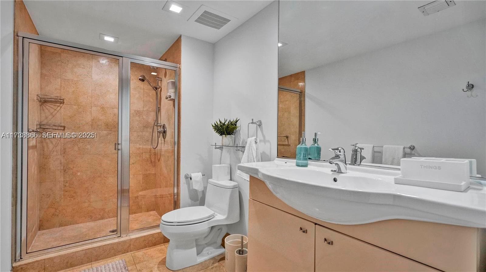 1830 Ocean Dr 2209 photo 13