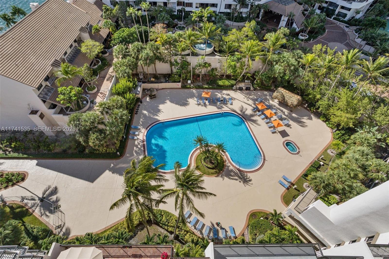 540 Brickell Key Dr 1519 photo 19