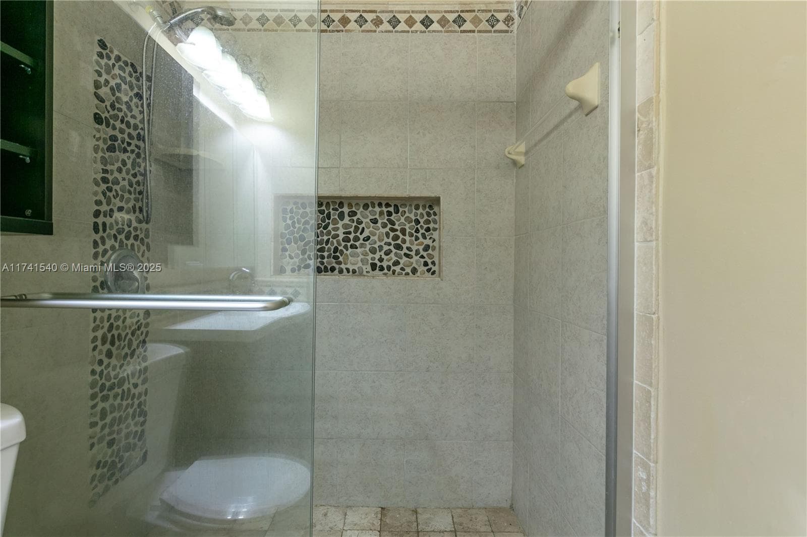 3131 Ocean Dr 211 photo 10