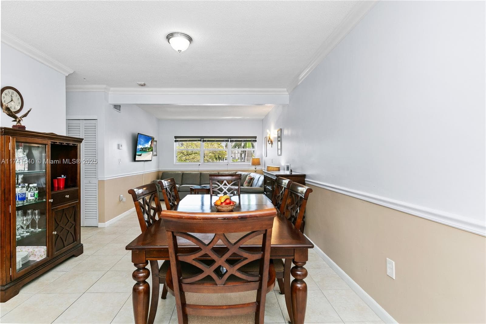 3131 Ocean Dr 211 photo 14