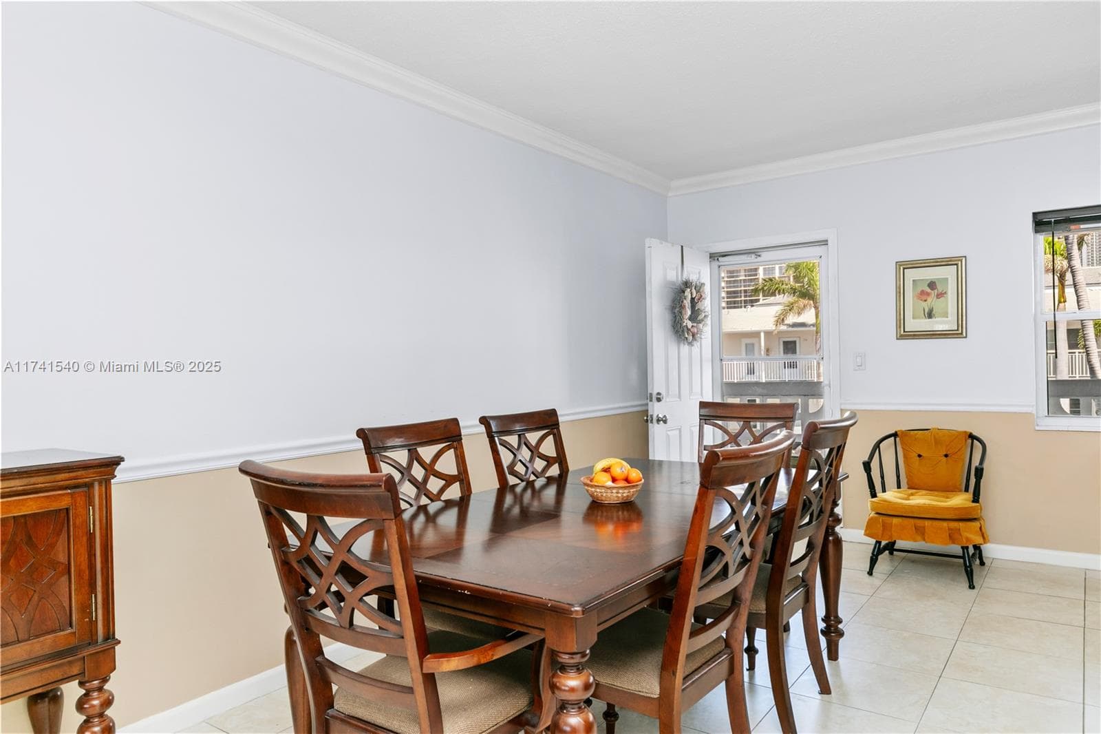 3131 Ocean Dr 211 photo 18