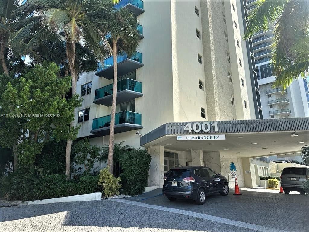 4001 S Ocean Dr 9L photo 12