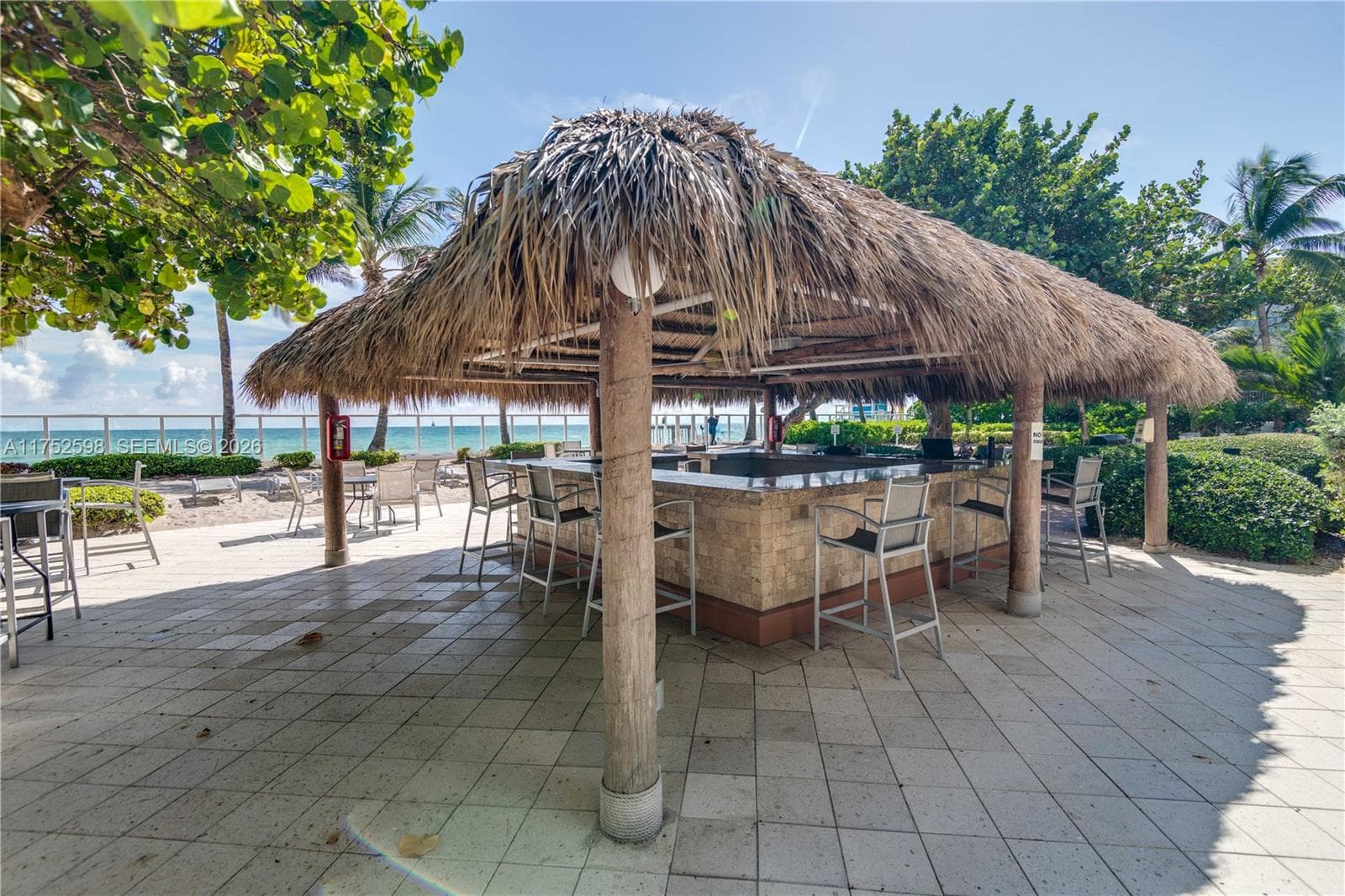 3001 Ocean Dr 645 photo 11
