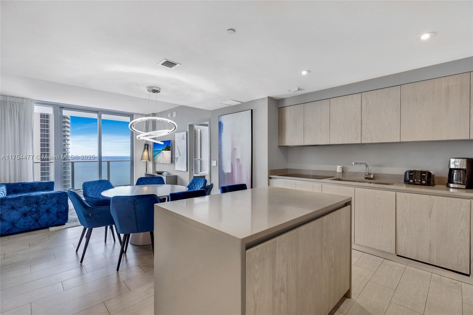 4010 Ocean Dr R2505 photo 18