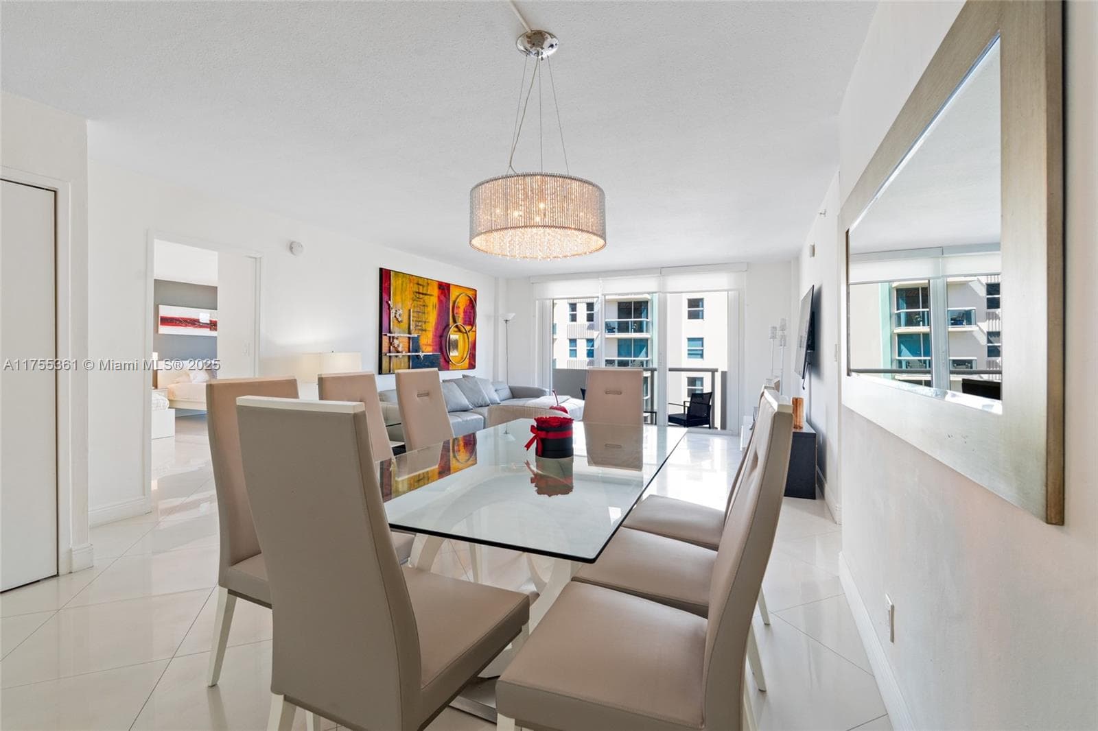 9195 Collins Ave 1103 photo 4