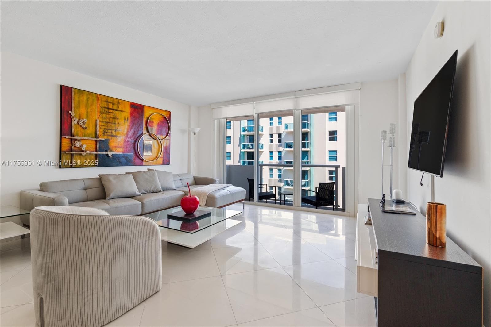 9195 Collins Ave 1103 photo 8