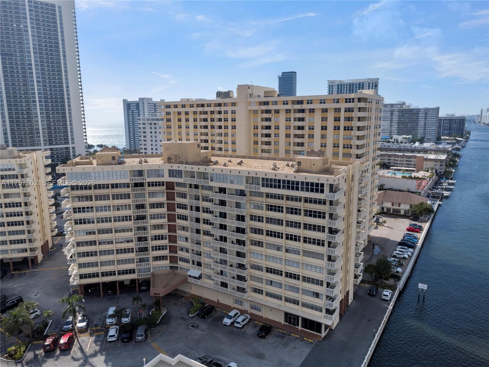 1817 S Ocean Dr 827 photo 25