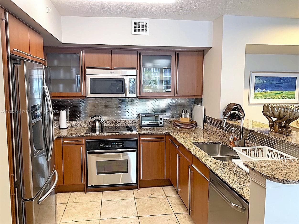 2080 Ocean Drive 304 photo 6