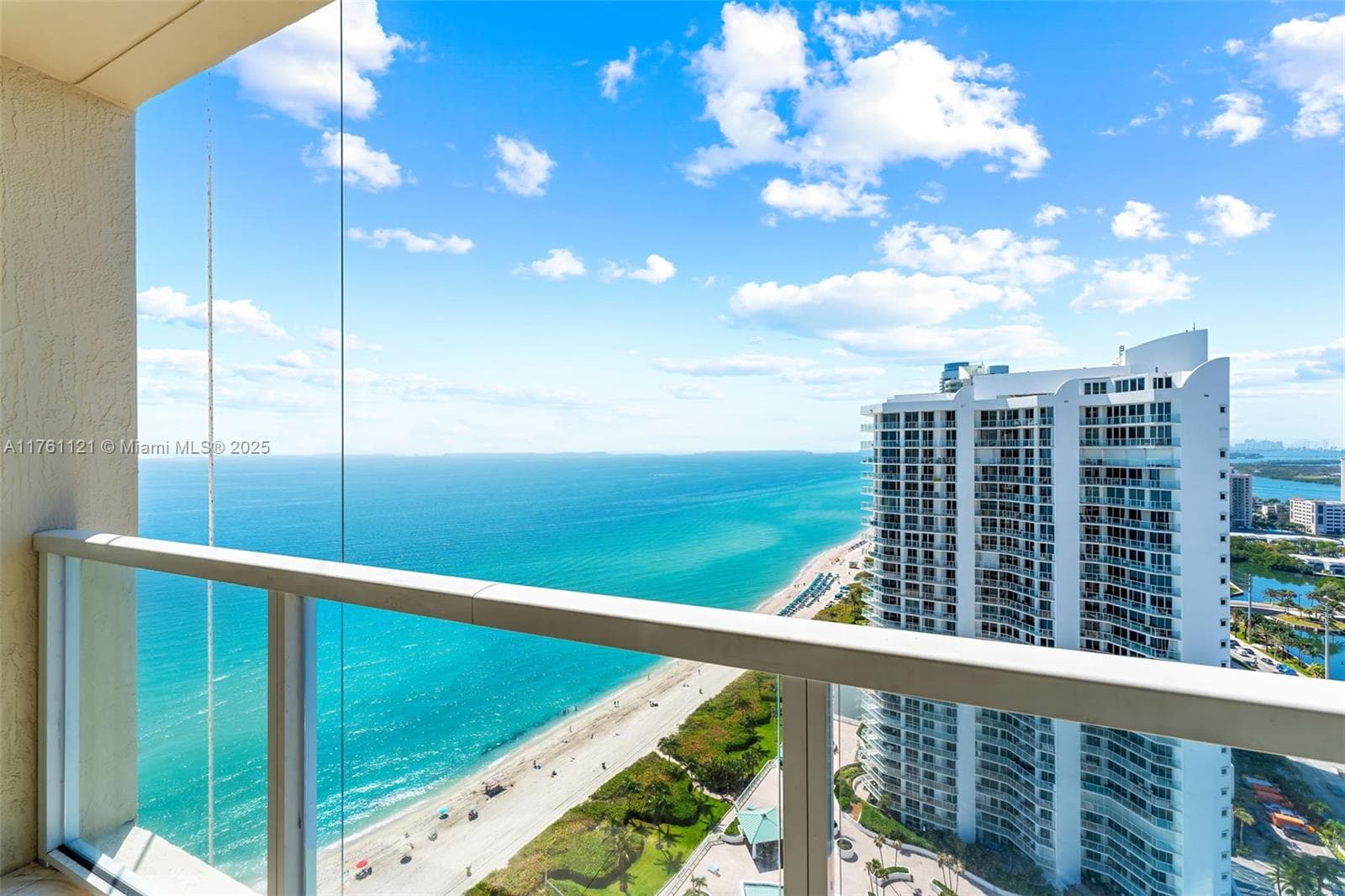 16699 Collins Ave 2810 photo 6