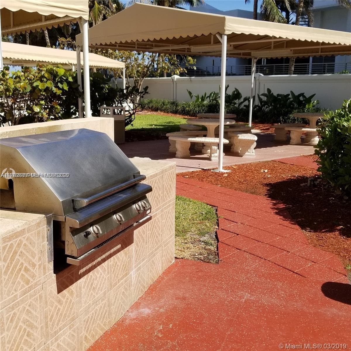 3505 S Ocean Dr 819 photo 25