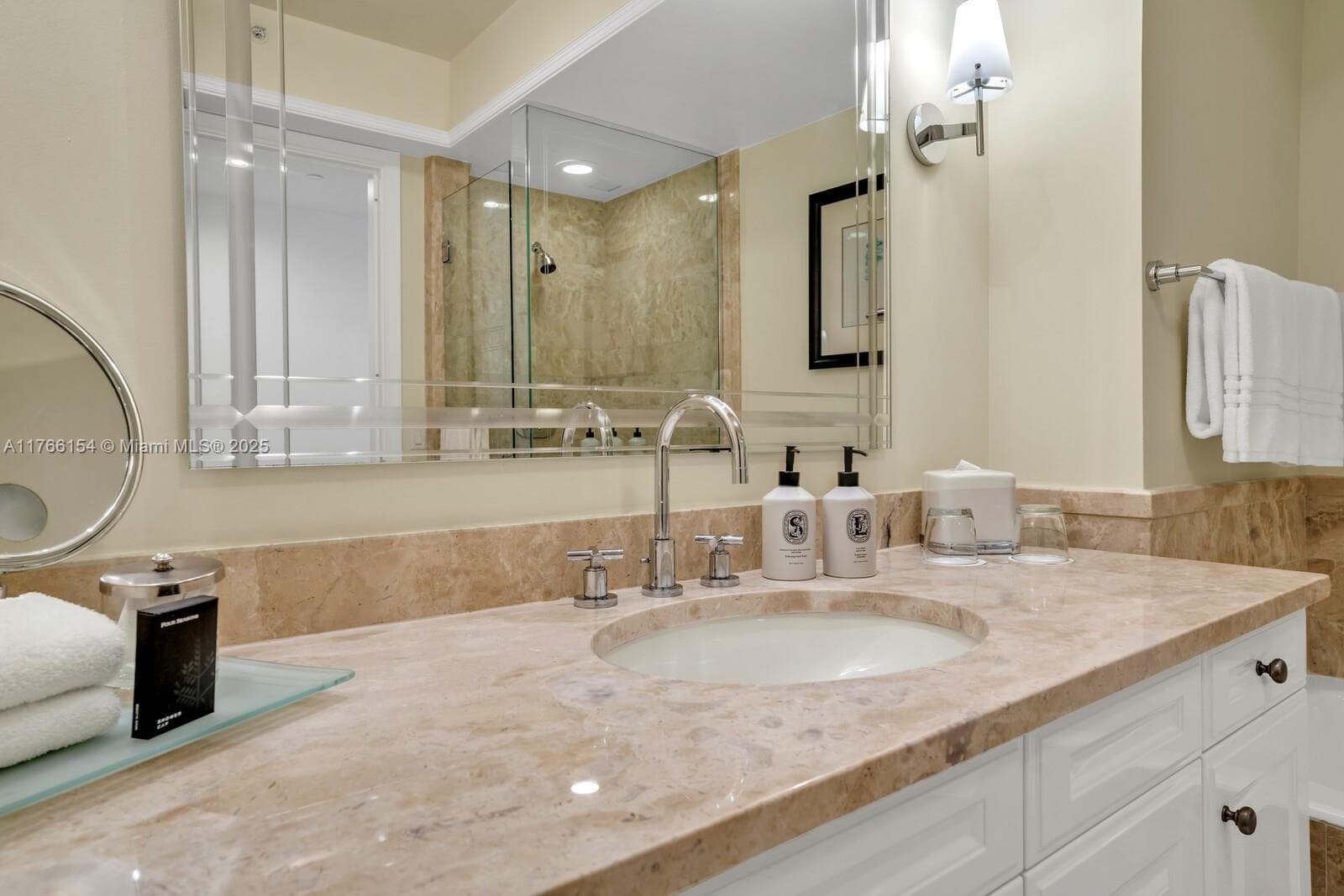 1435 Brickell Ave 3607 photo 22