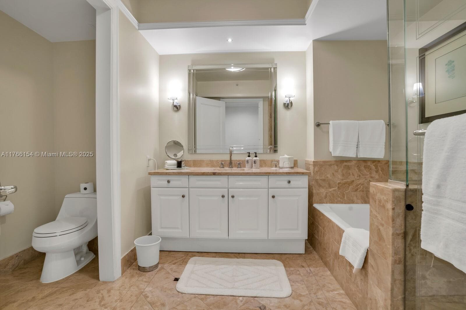 1435 Brickell Ave 3607 photo 20