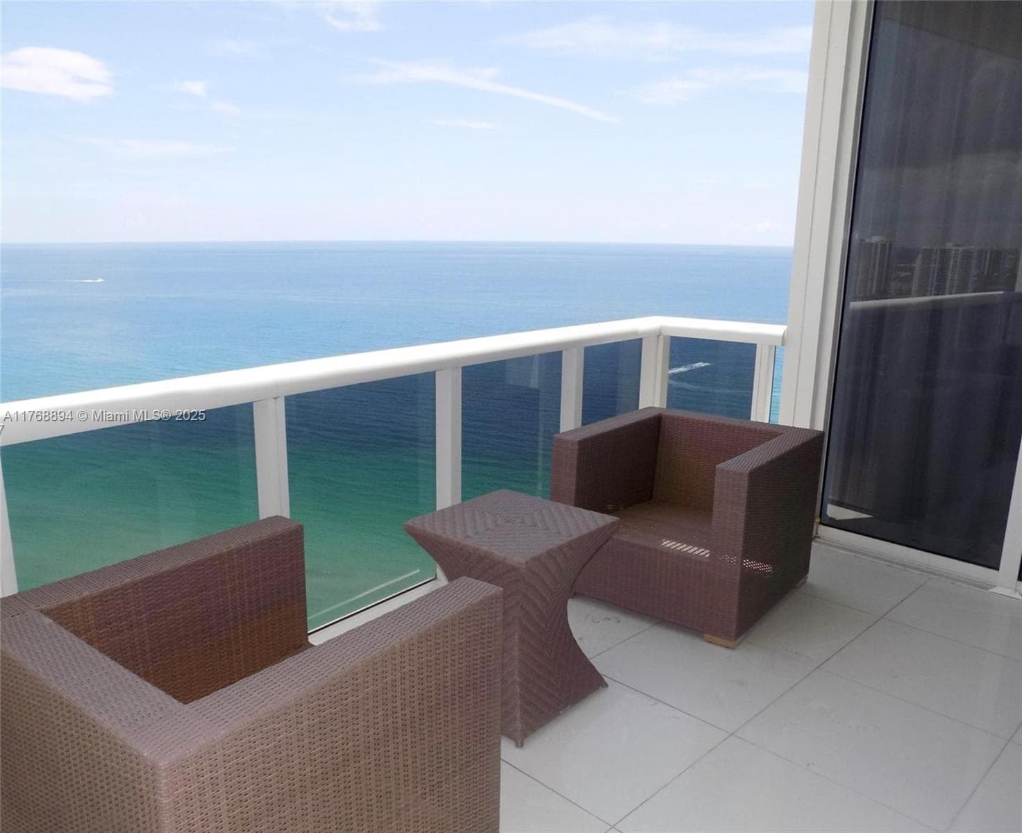 18201 Collins Ave 3906 photo 8