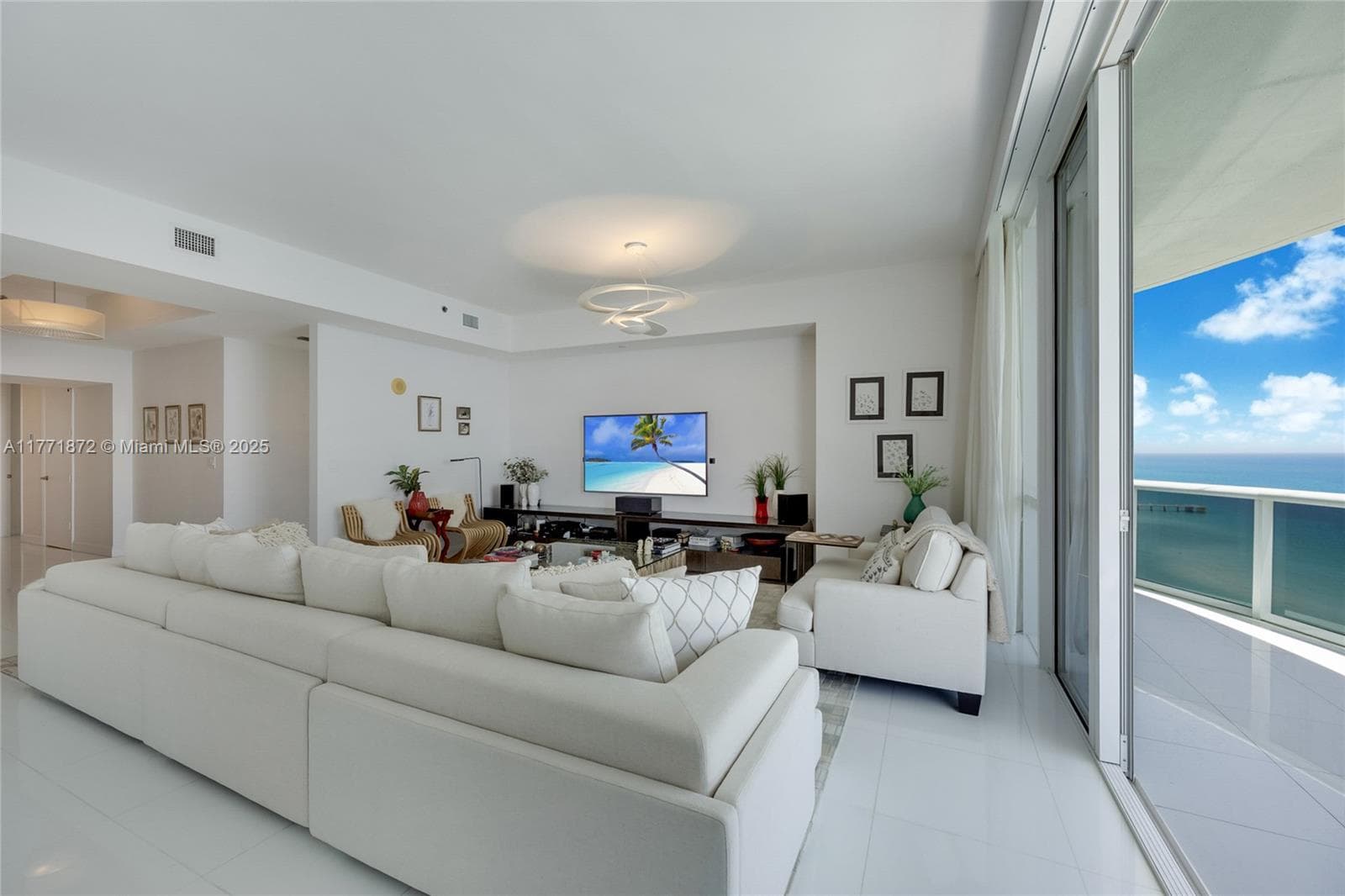 15811 Collins Ave 2101 photo 22
