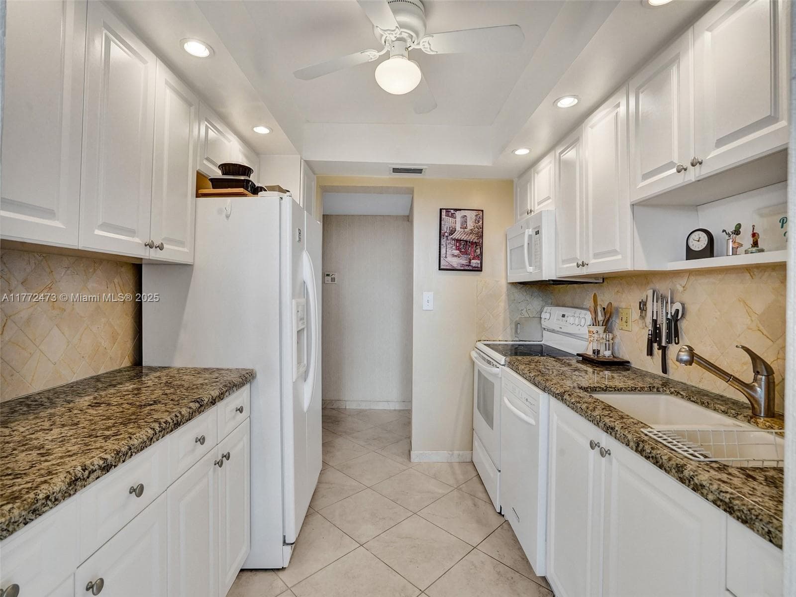 3113 S Ocean Dr 710 photo 16