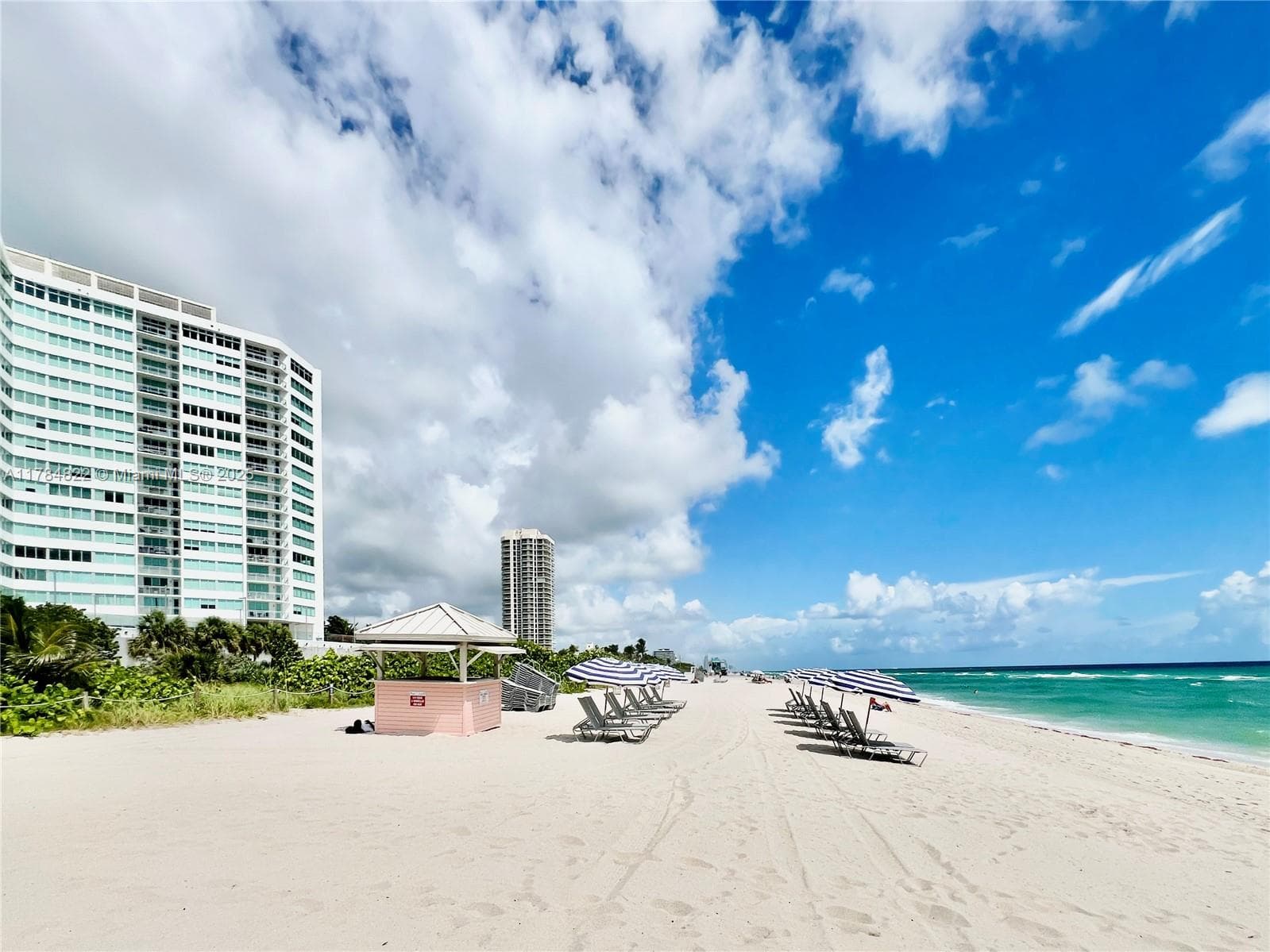 7135 Collins Ave 621 photo 1