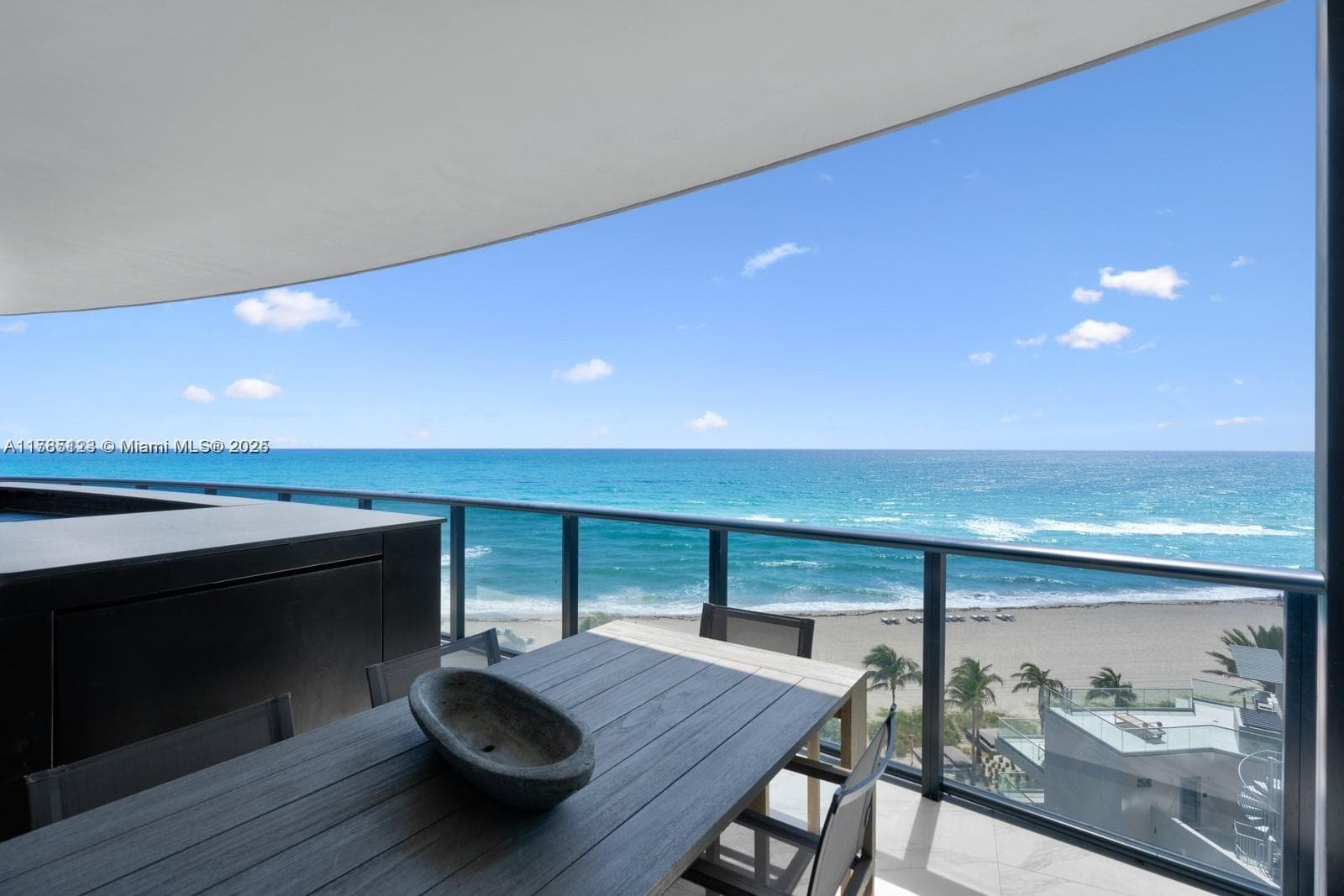 18555 Collins ave 701 photo 9