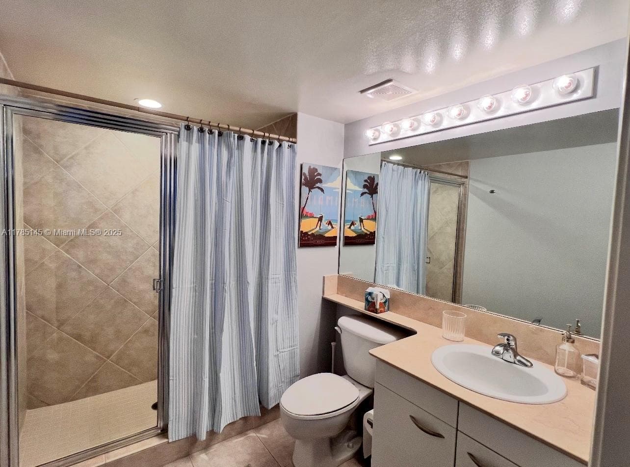 2080 S Ocean Dr 707 photo 25