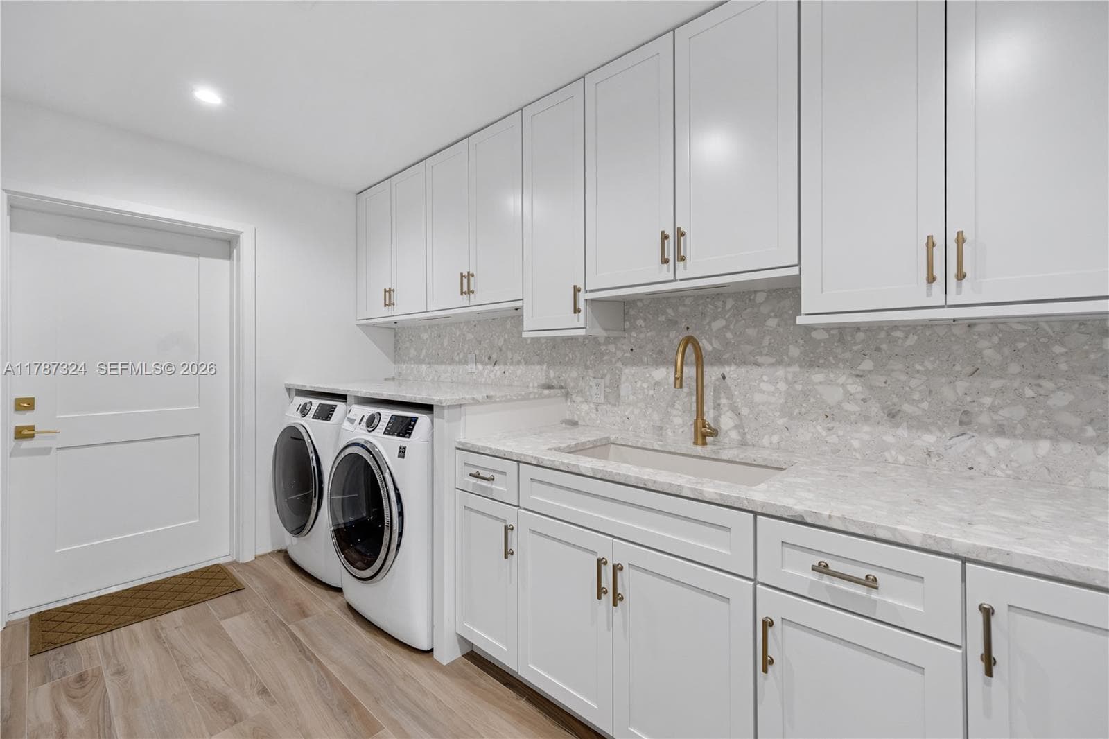 64 Tarpoon Lane photo 14