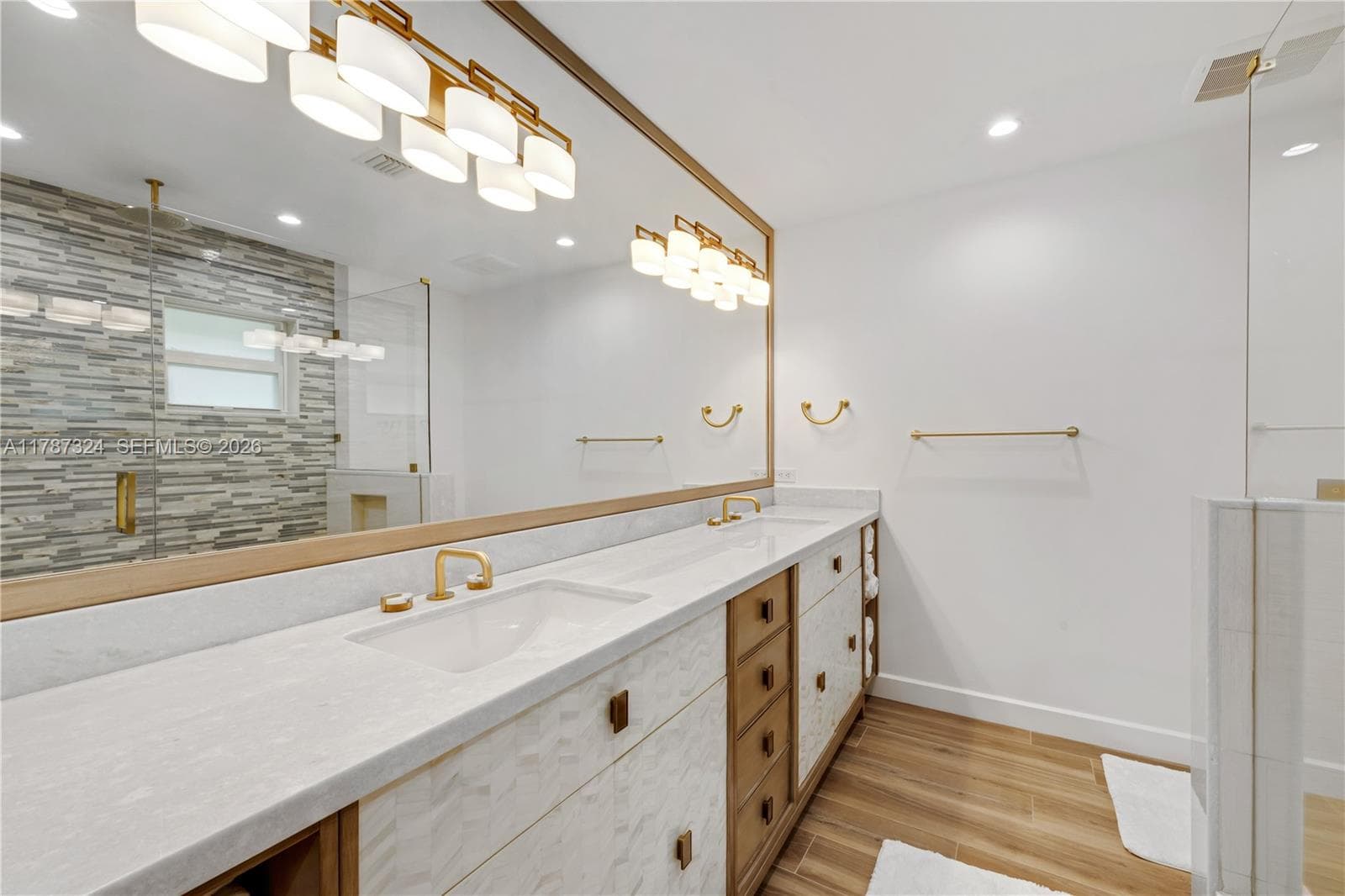 64 Tarpoon Lane photo 11
