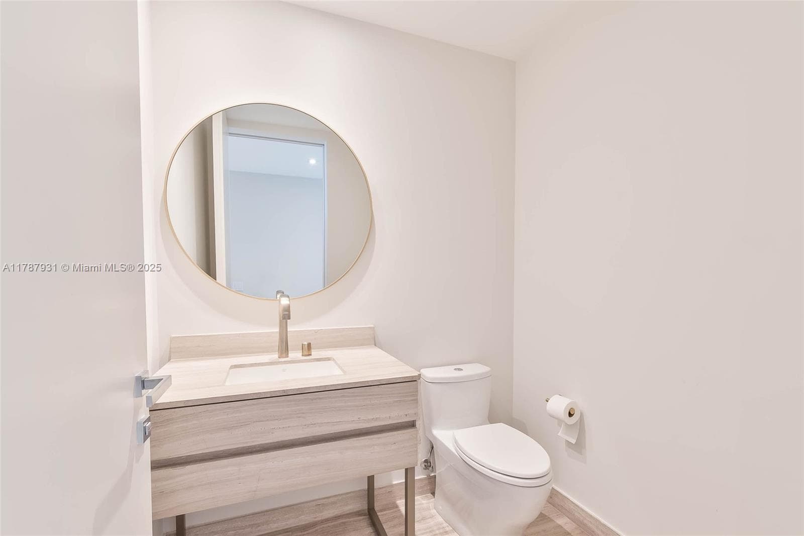 18975 Collins Ave LPH-5403 photo 22