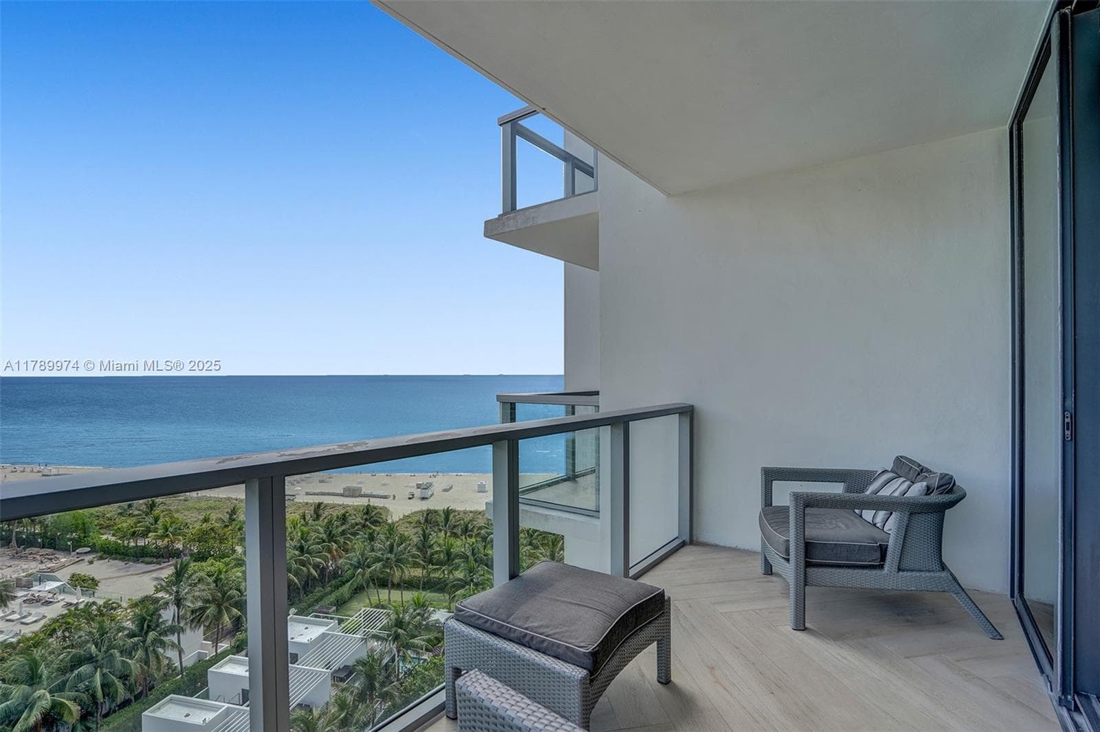 2201 Collins Ave 1215 photo 8