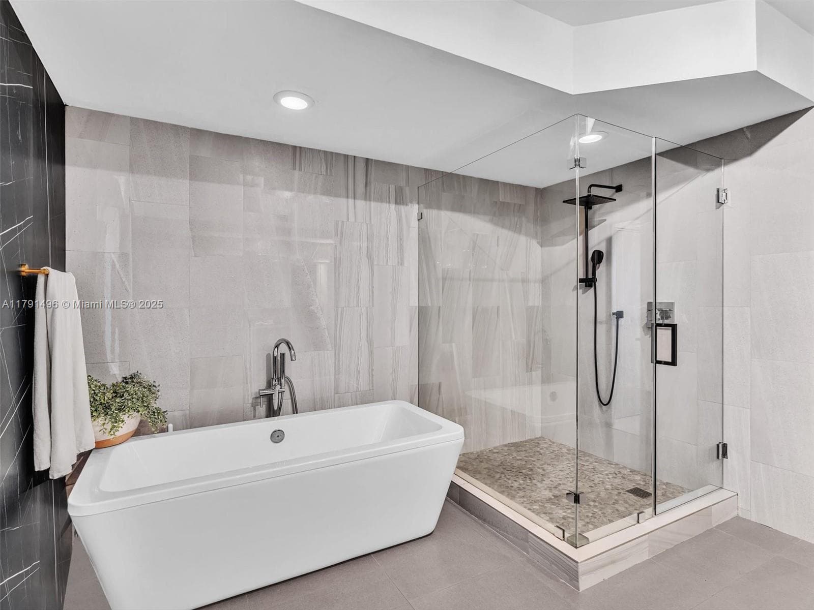 3201 NE 183rd St 2102 photo 23