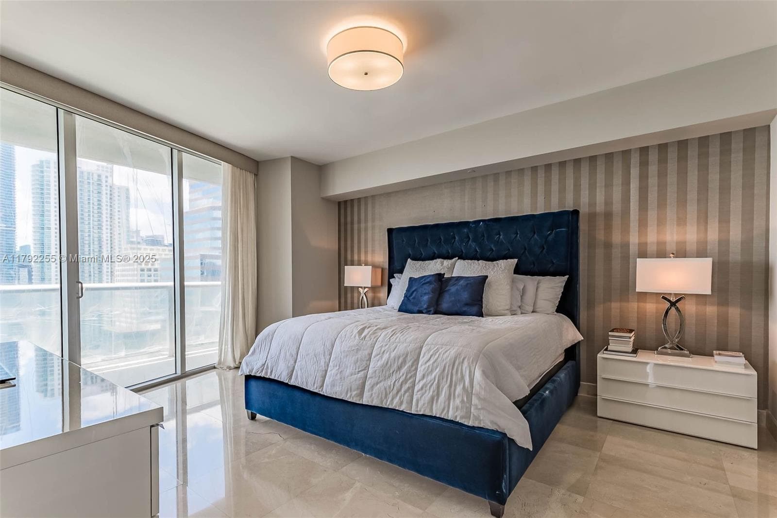 495 Brickell Ave 2801 photo 8