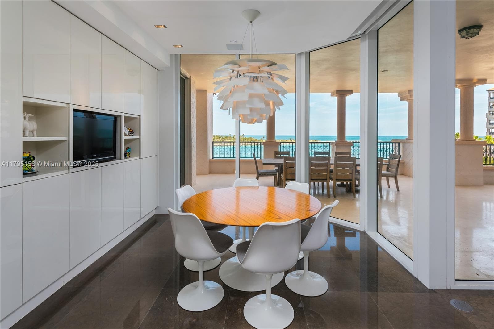 7143 Fisher Island Dr 7143 photo 10
