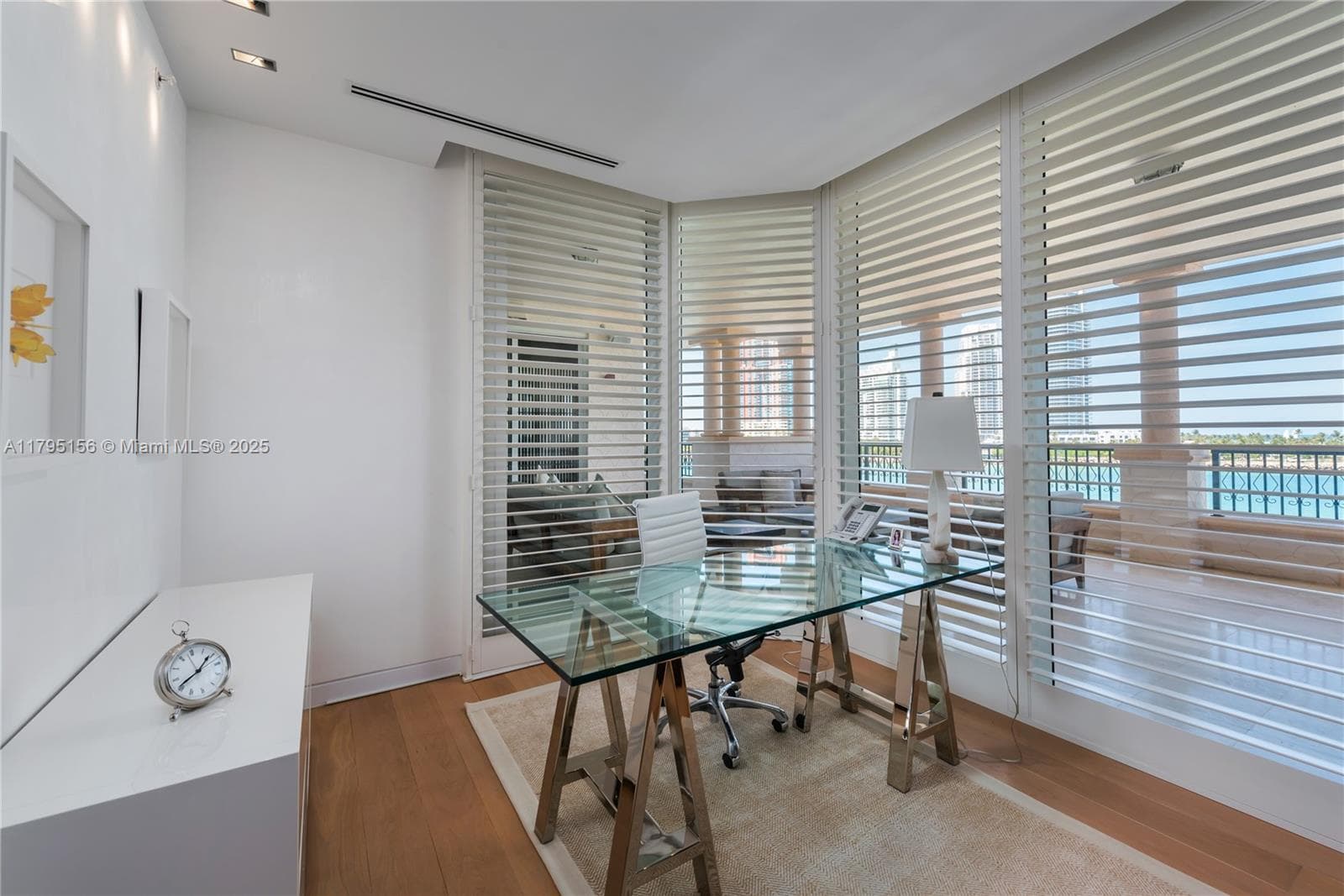 7143 Fisher Island Dr 7143 photo 18