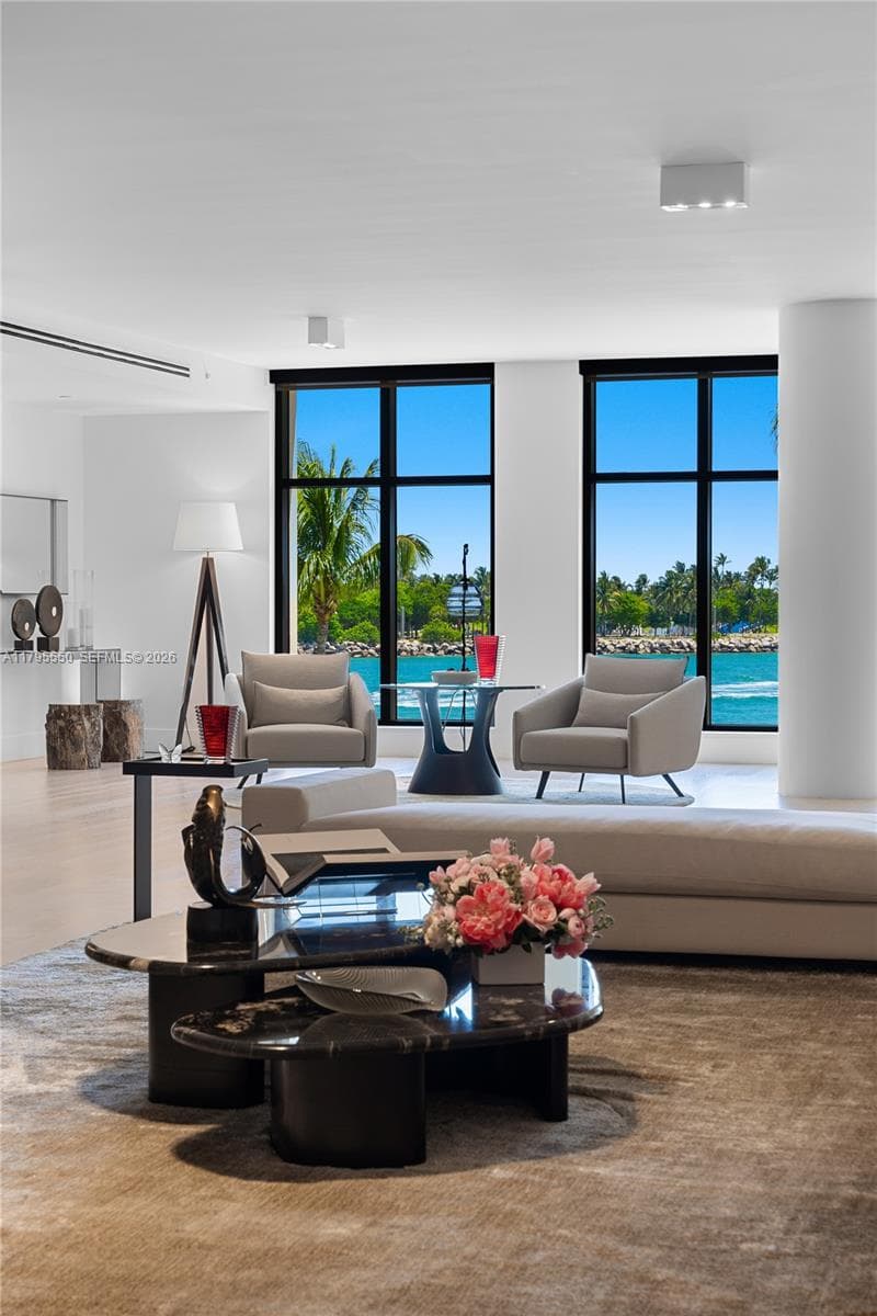 7025 Fisher Island Dr 7025 photo 18