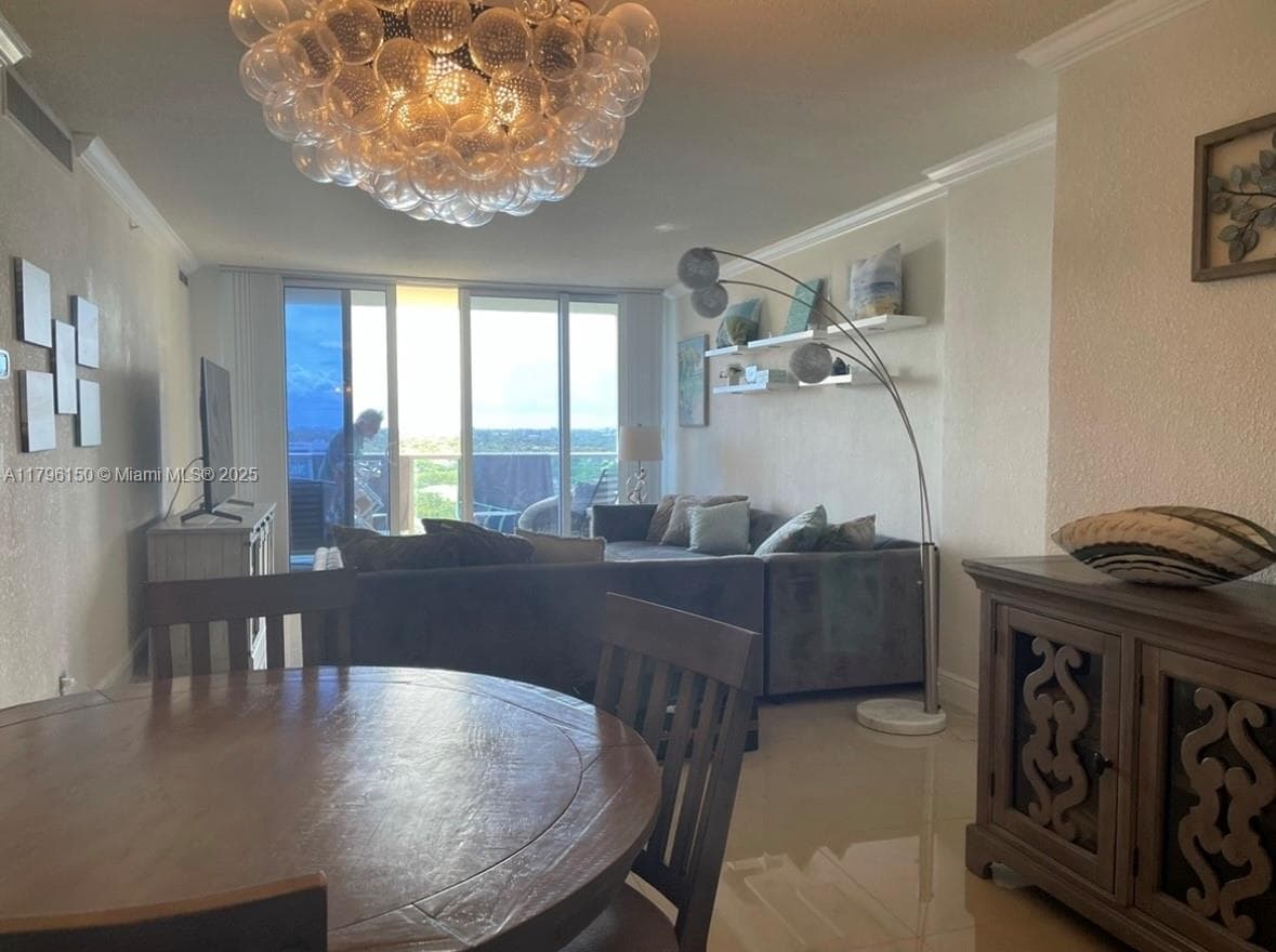 2501 Ocean Dr 1228 photo 6