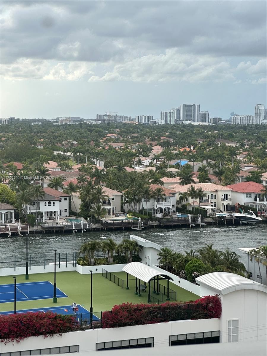 2501 Ocean Dr 1228 photo 16