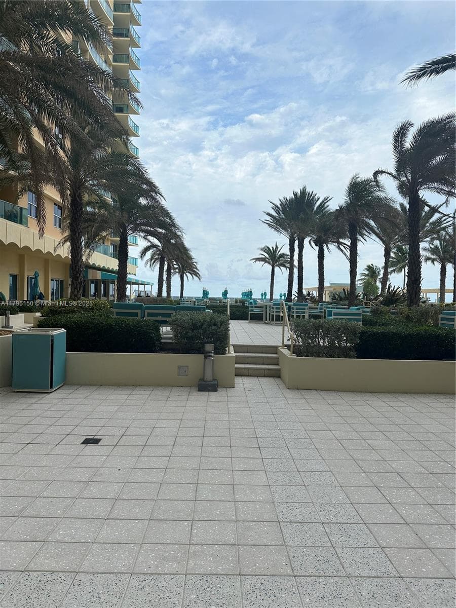 2501 Ocean Dr 1228 photo 14