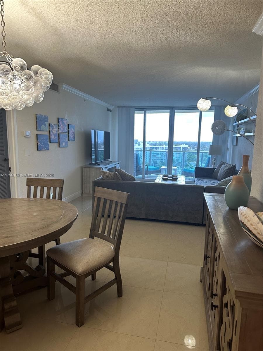 2501 Ocean Dr 1228 photo 8