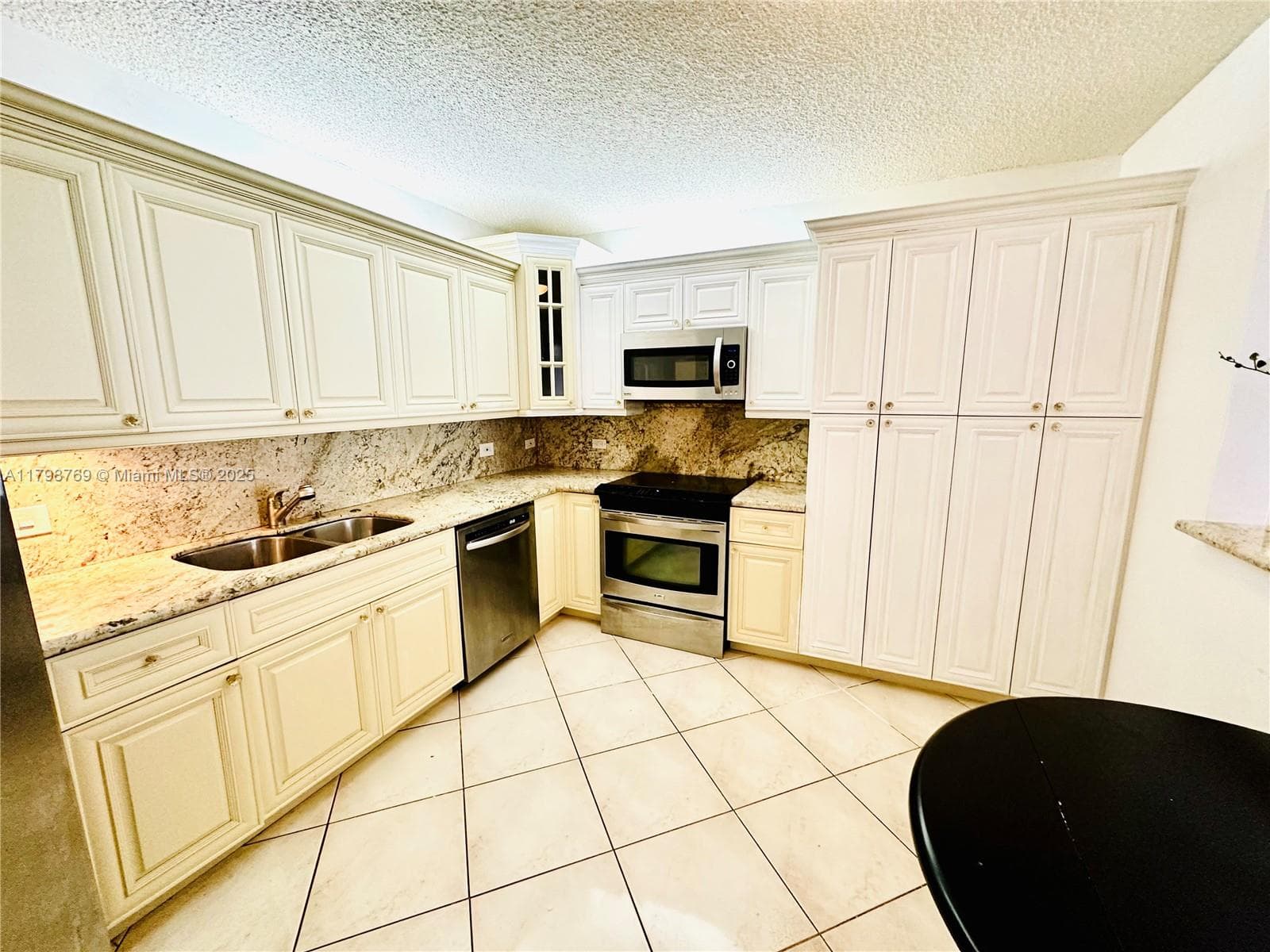 8855 Collins Ave 7H photo 14