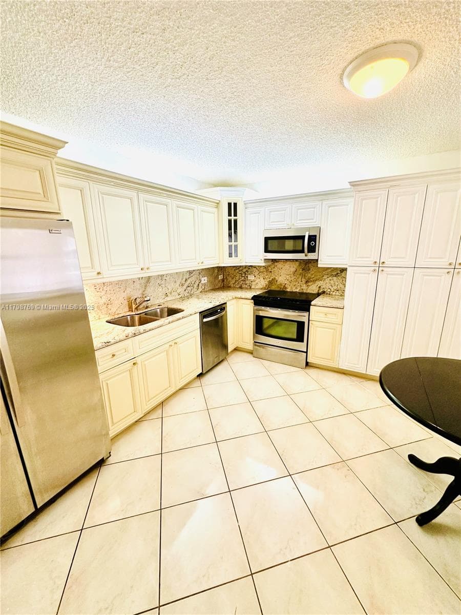 8855 Collins Ave 7H photo 15