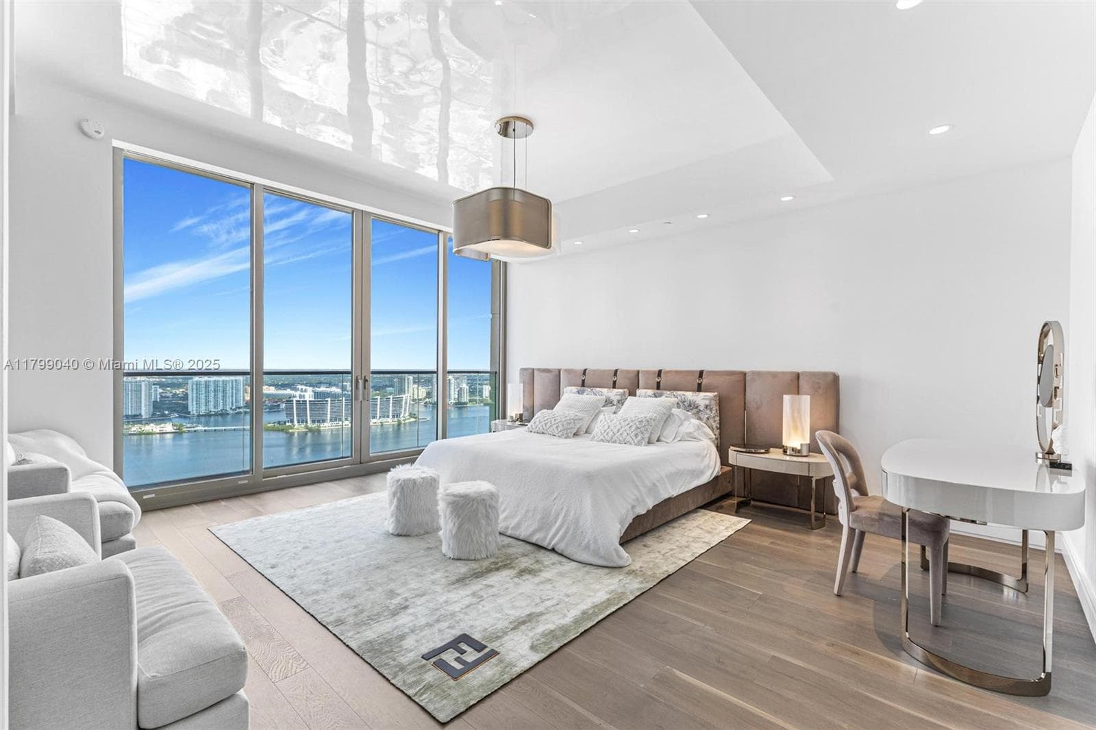 17901 Collins Ave 3806 photo 7