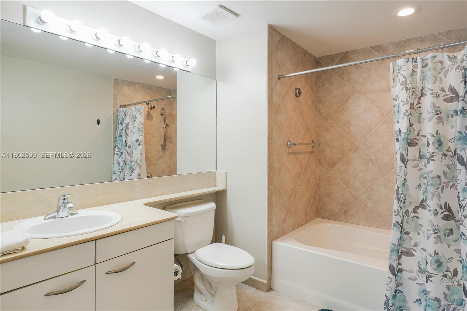 2080 Ocean Dr PH4 photo 12