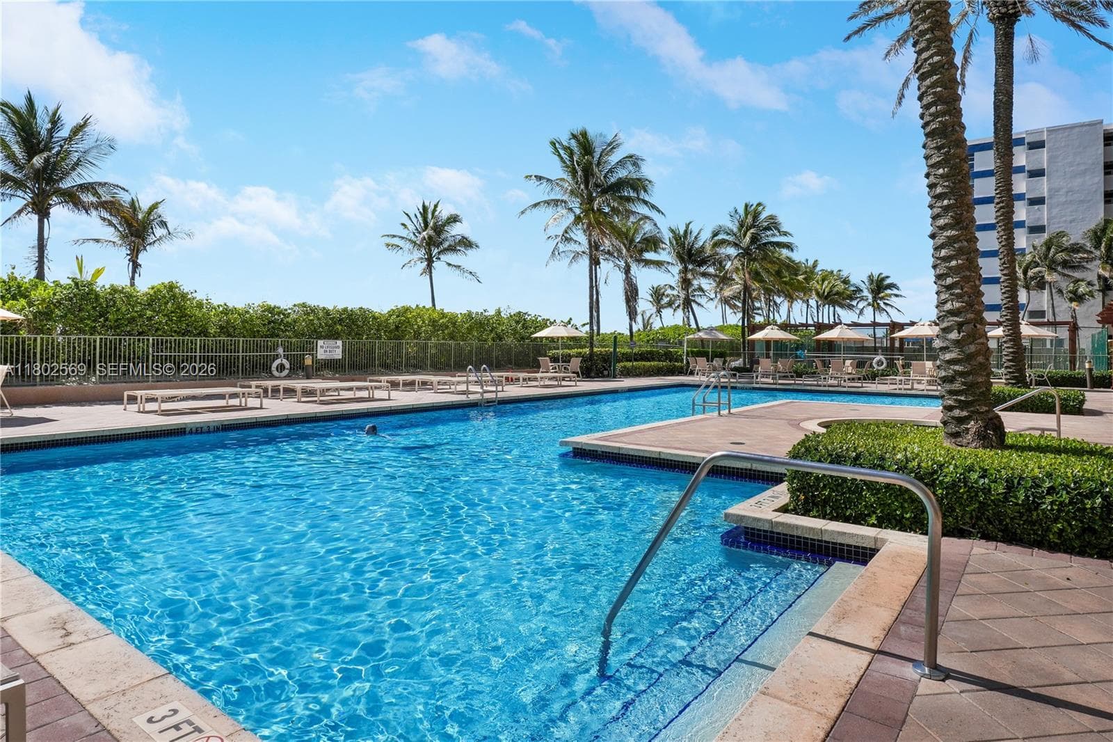 2080 Ocean Dr PH4 photo 18