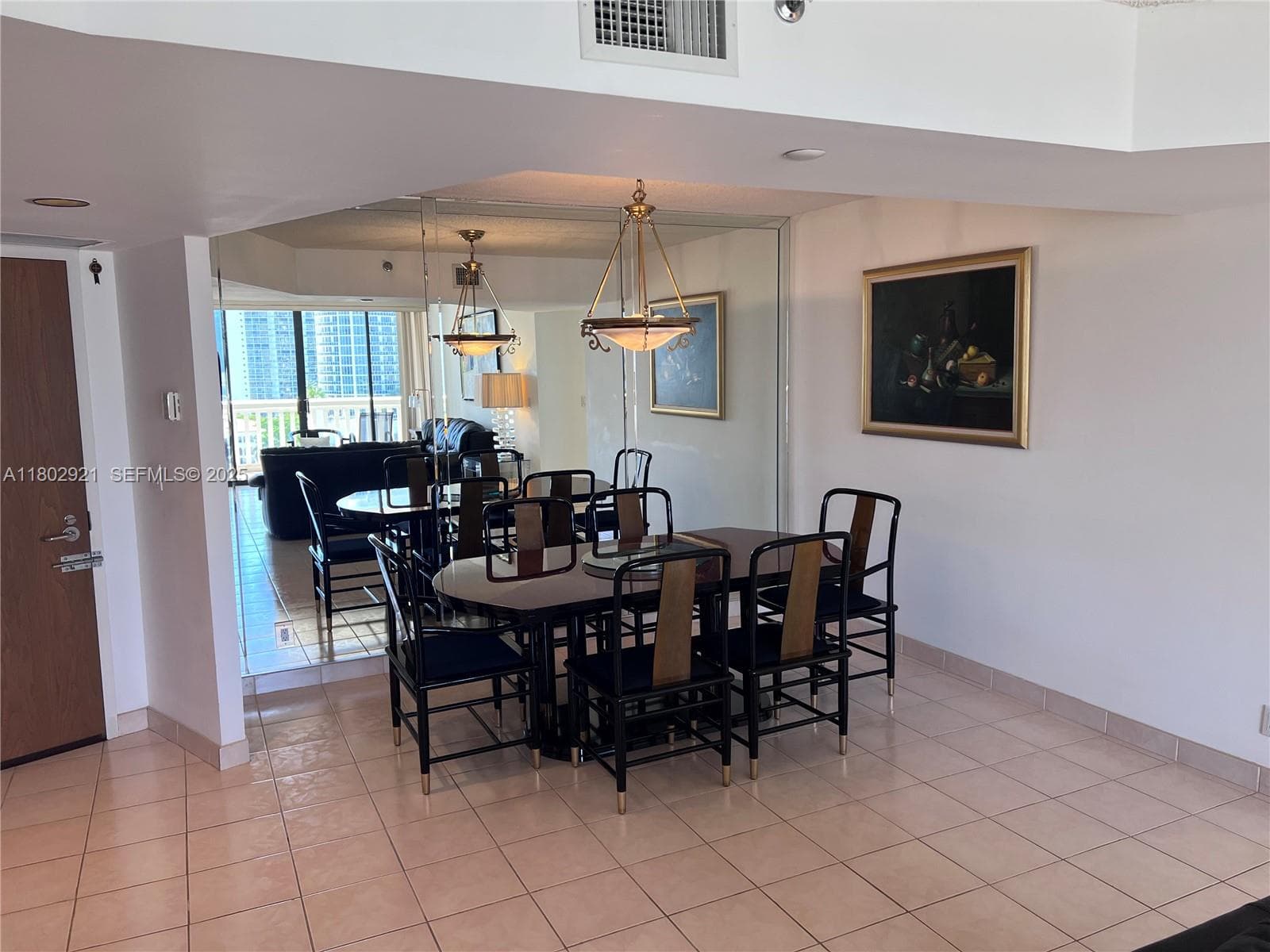 1000 Island Blvd 1508 photo 3