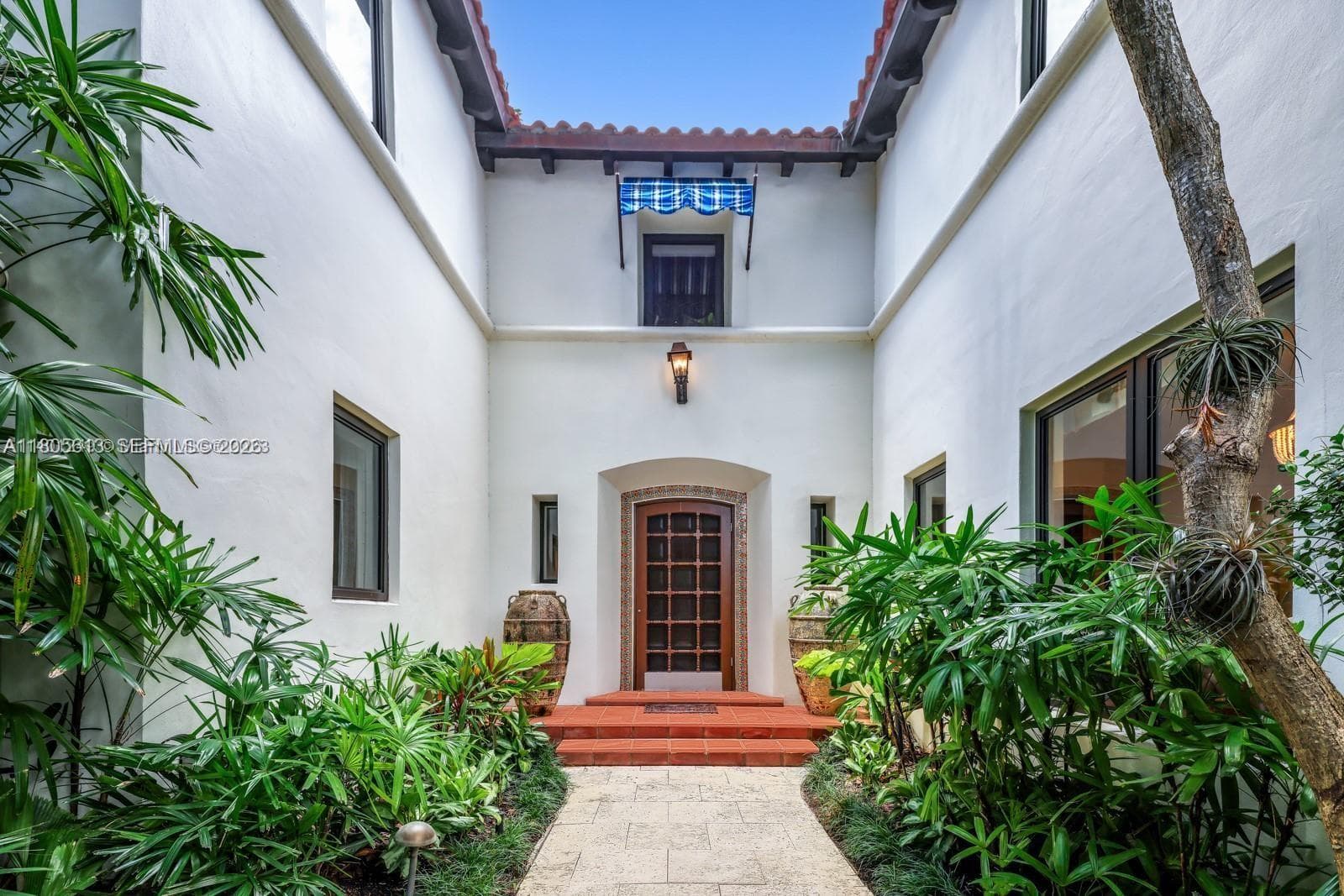56 Hibiscus Dr photo 8
